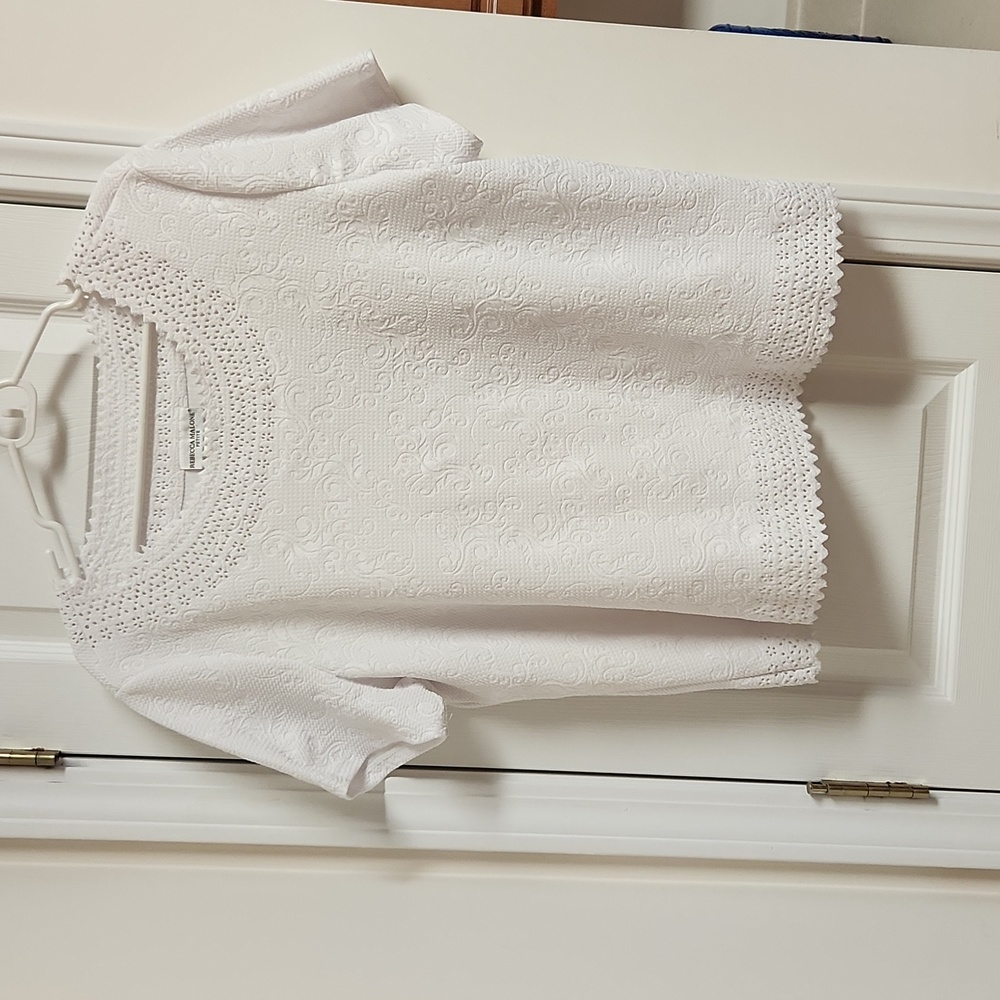 Rebecca Malone Petite white textured top.